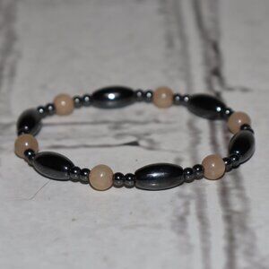 🧲🍑 Elastic Magnetic Hematite Bracelet · Peach Stone Accent · 7" Long